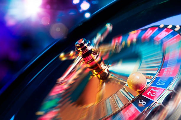 Live dealer at slot 633 MSC studio with multiple camera angles